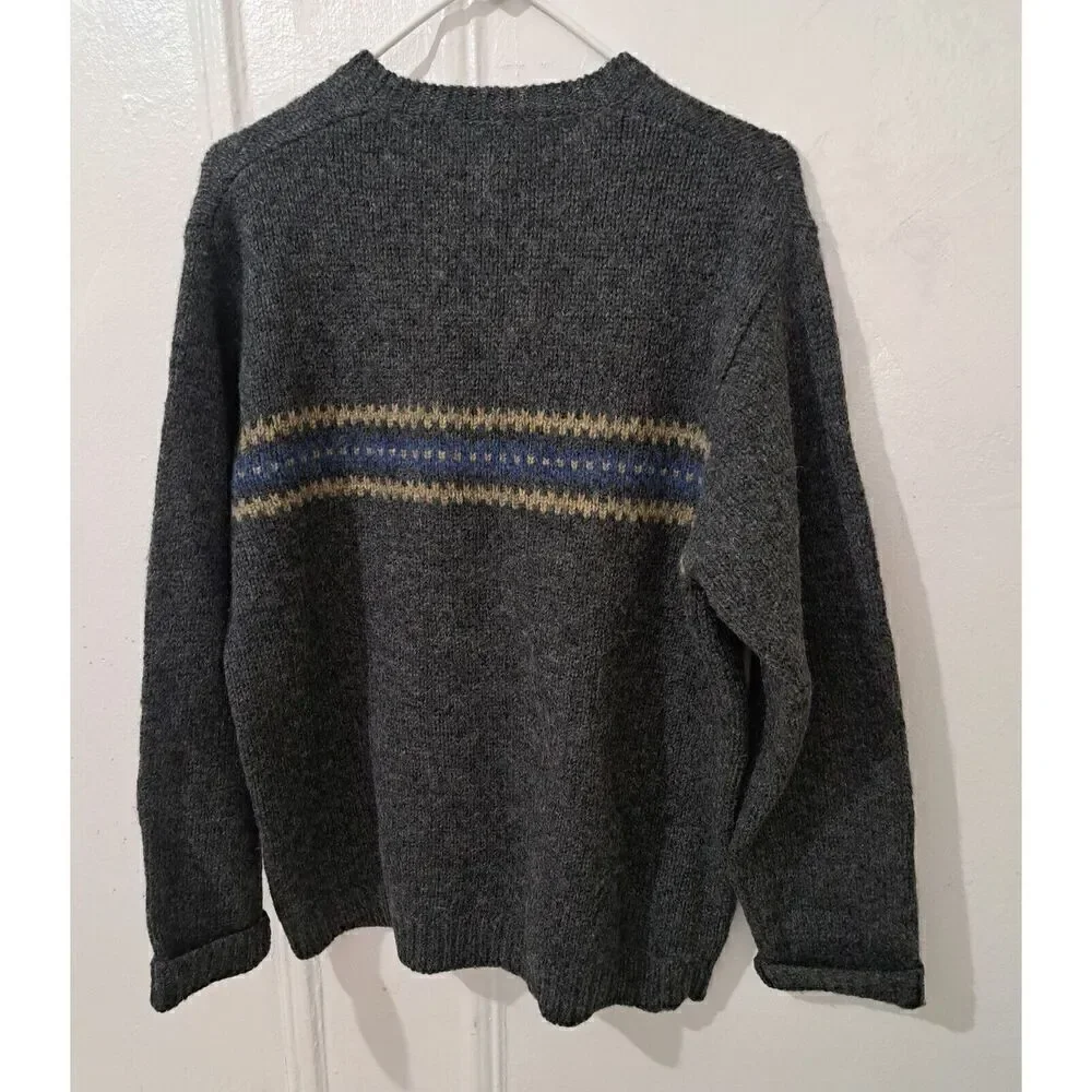 Vintage 90's GH BASS Bass Mens Small SHETLAND WOOL gray Vneck Sweater Pullover